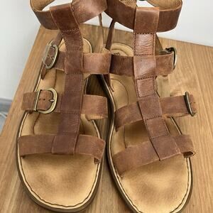 Born Haidee 10M Comfort Leather Gladiator Boho Dad Sandals Camel Brown